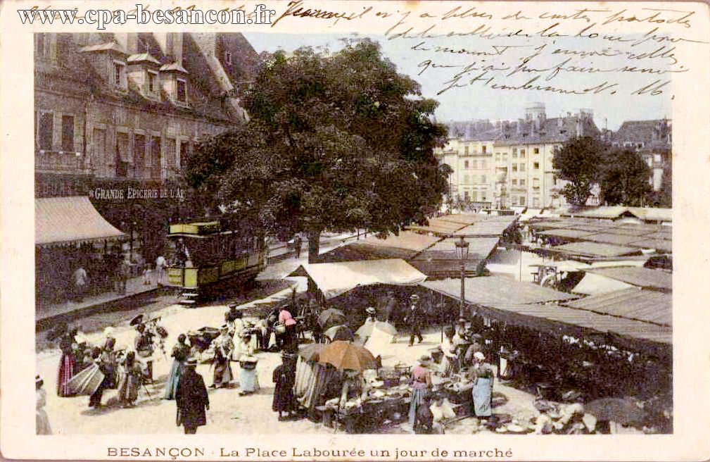 BESANÇON - La Place Labourée un jour de marché